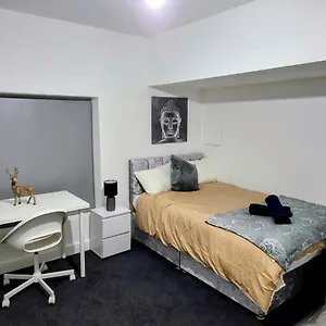 https://easy-living-nottingham-burns-street.hotelsin-nottingham.com